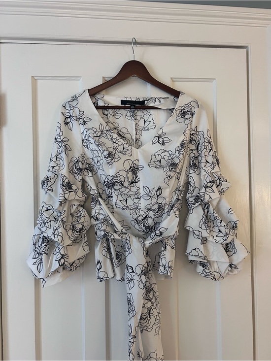 White House Black Market Tops - WHBM Poplin Blouse with Floral Print & Ruffle Sleeves